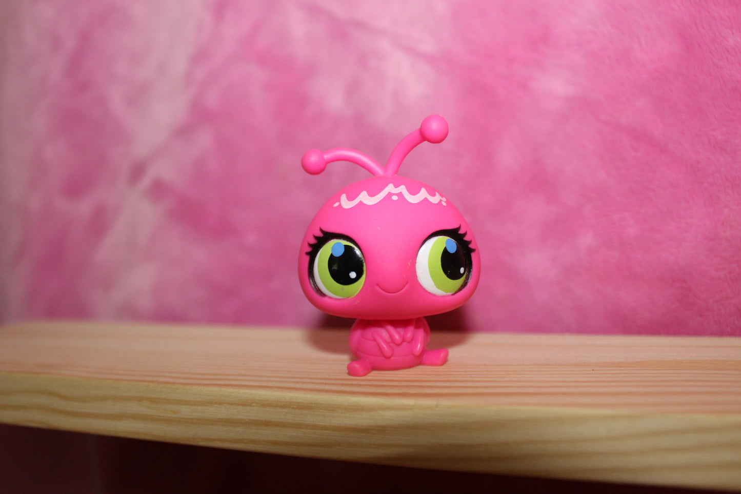 Authentic LPS New Gen Lady Bug