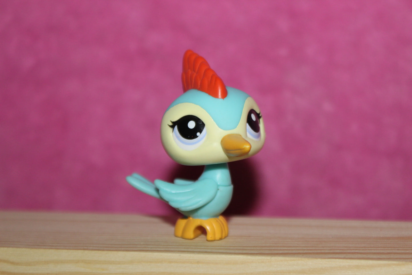 Authentic LPS Woodpecker Bird