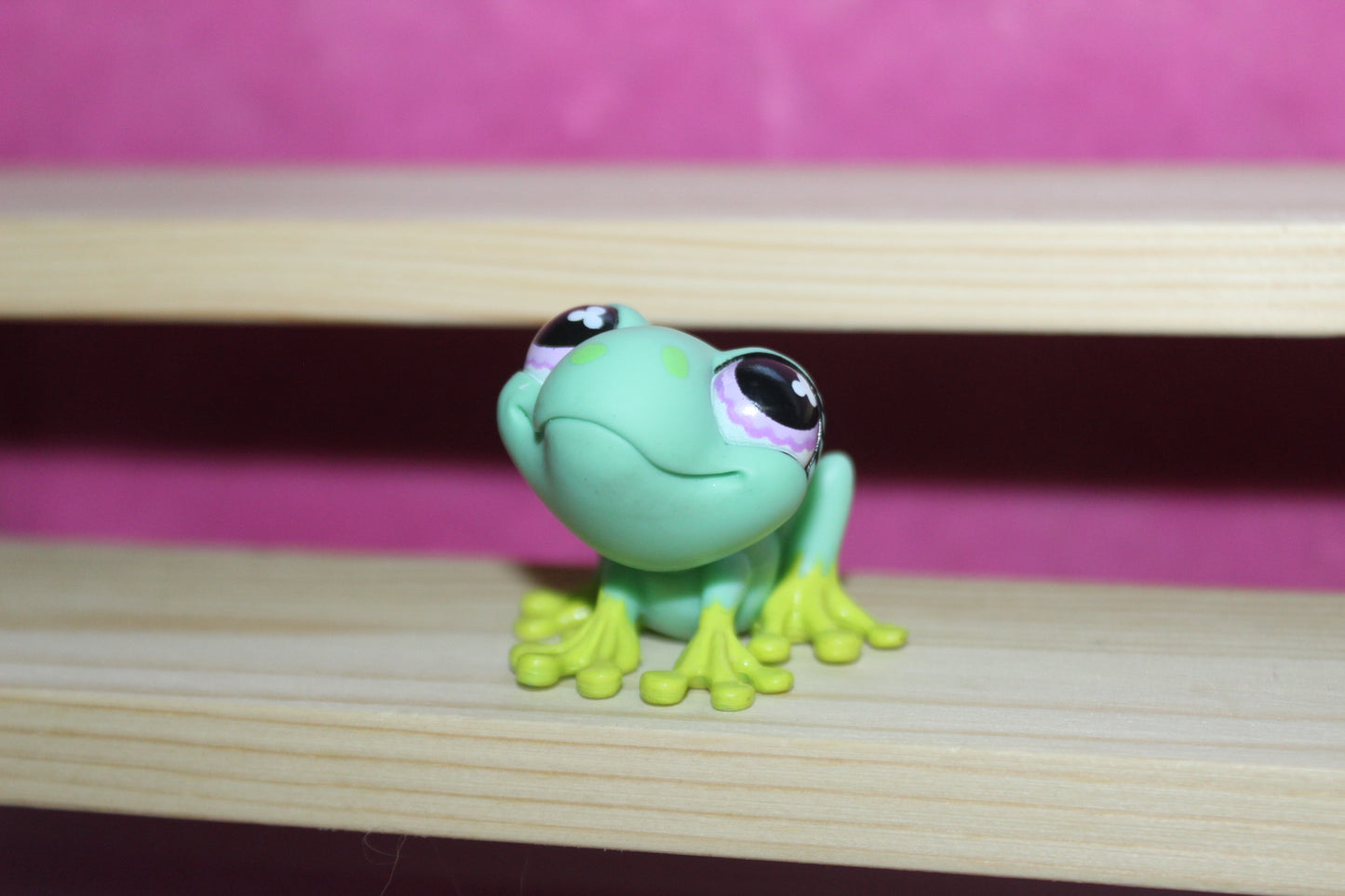 Authentic LPS Frog