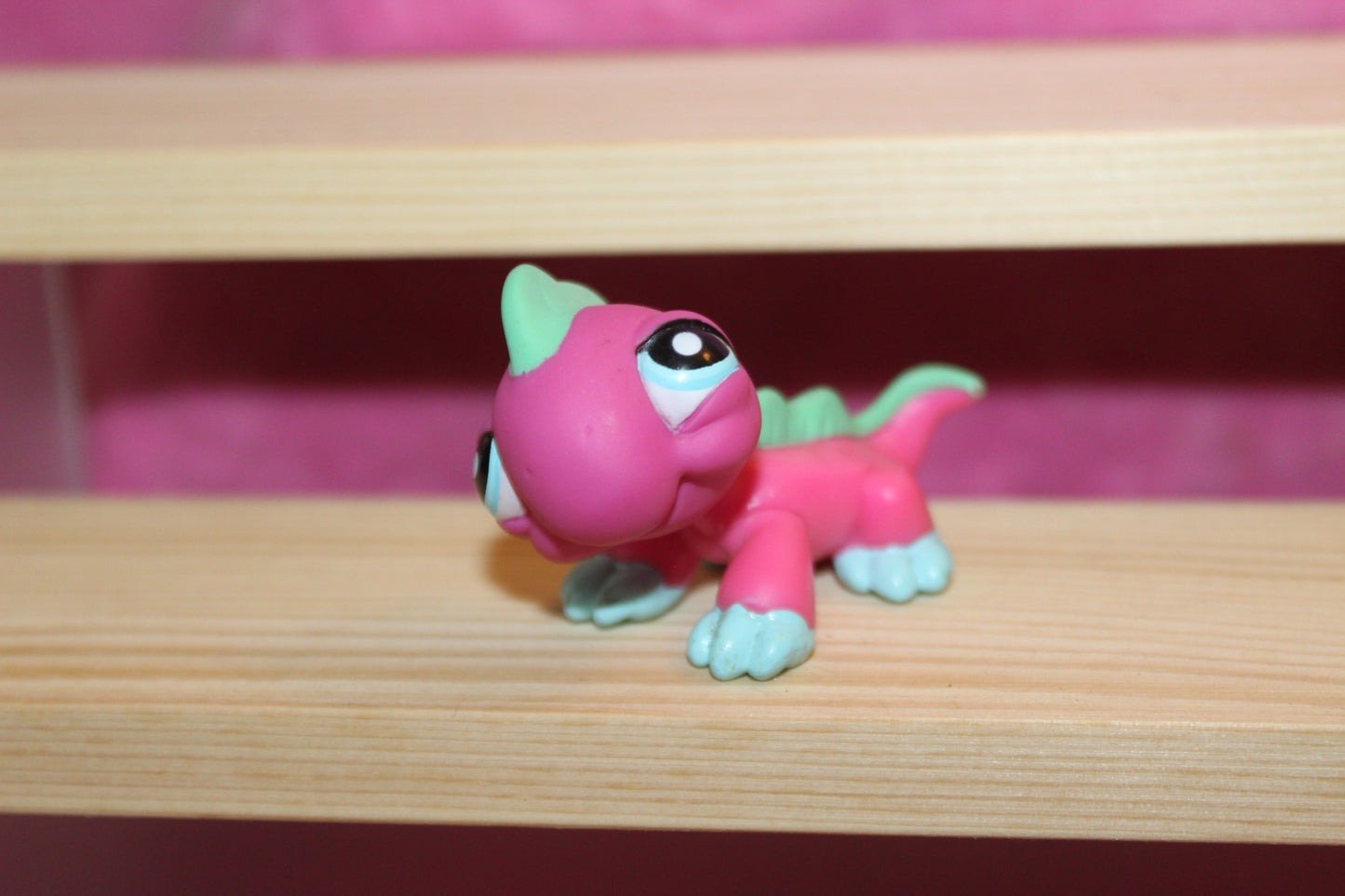 Authentic LPS Rare Iguana