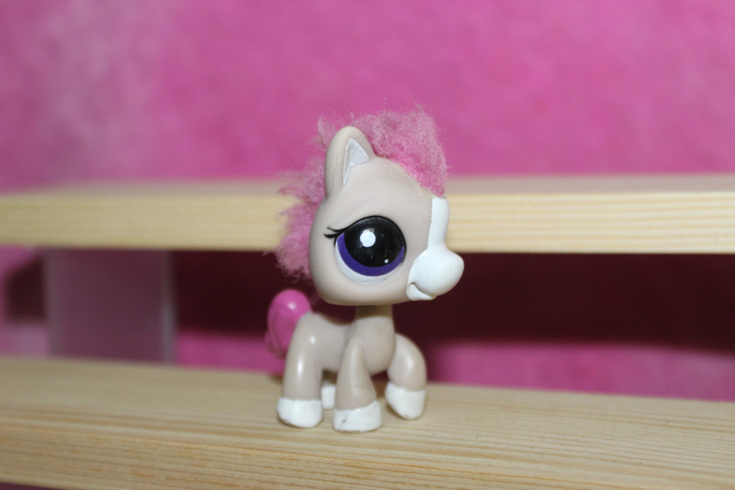 Authentic LPS horse