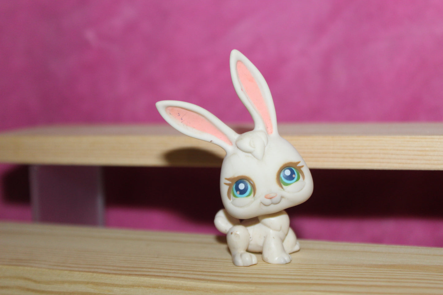 Authentic LPS Bunny
