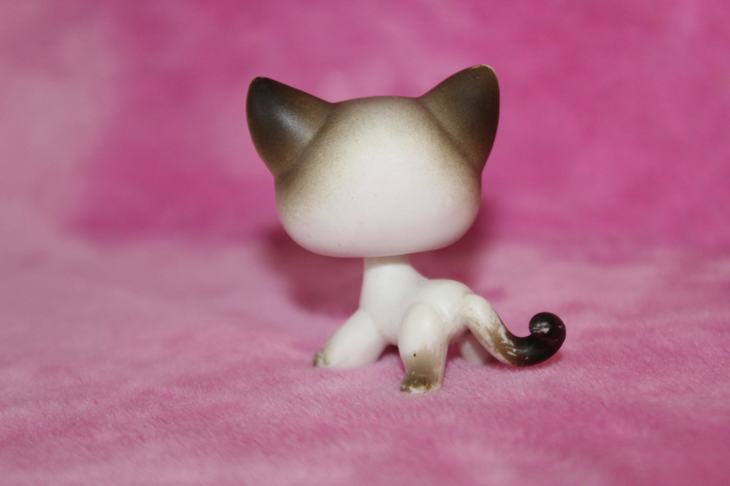 Authentic LPS Blemished Cat