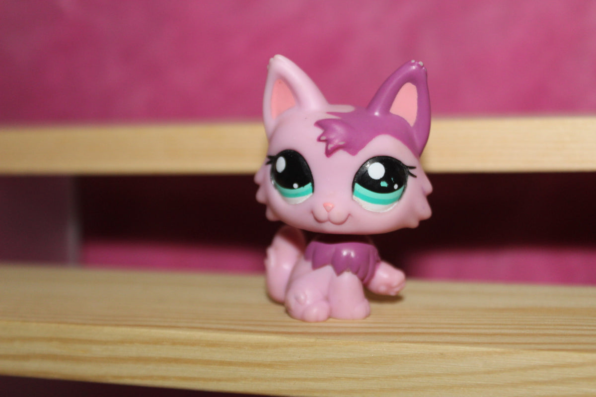 Authentic LPS Rare Wolf Cat