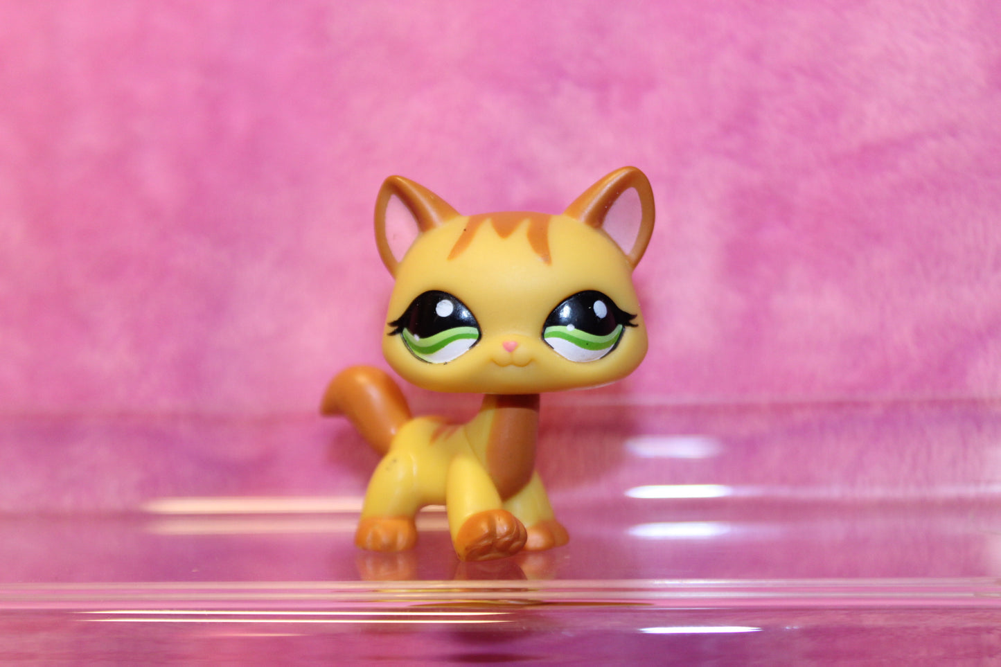 Authentic LPS Walking Cat